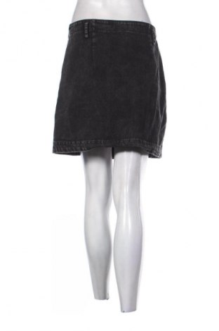 Пола SHEIN, Размер L, Цвят Черен, Цена 20,45 €