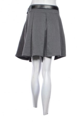 Пола Sinsay, Размер XL, Цвят Сив, Цена 9,70 €