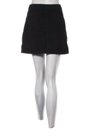 Пола Stradivarius, Размер S, Цвят Черен, Цена 10,22 €