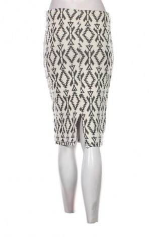 Пола Stradivarius, Размер M, Цвят Многоцветен, Цена 8,18 €