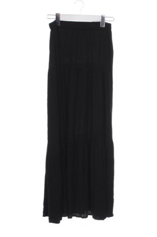 Sukně Stradivarius, Velikost XXS, Barva Černá, Cena  340,00 Kč