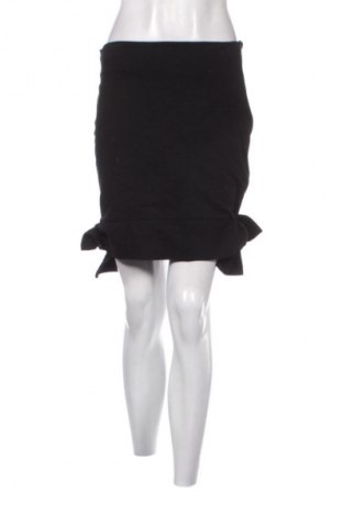 Пола Studio, Размер M, Цвят Черен, Цена 9,70 €