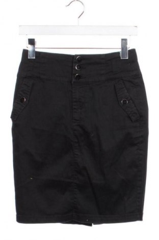 Пола Unbranded, Размер XS, Цвят Черен, Цена 9,70 €