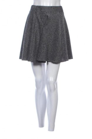 Пола Unbranded, Размер S, Цвят Сребрист, Цена 10,00 €