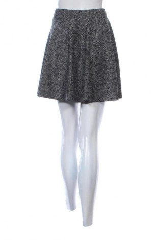 Пола Unbranded, Размер S, Цвят Сребрист, Цена 10,00 €