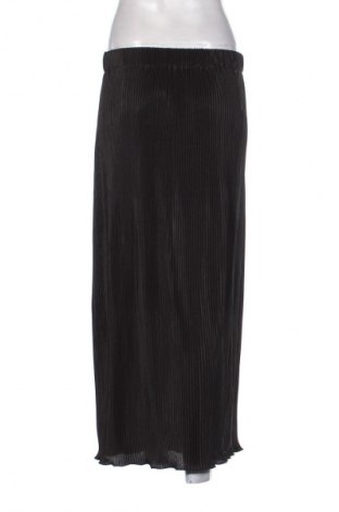 Пола Unbranded, Размер M, Цвят Черен, Цена 12,00 €