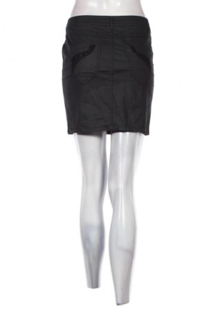 Rock VILA, Größe M, Farbe Schwarz, Preis € 5,99