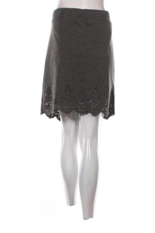 Пола Vero Moda, Размер XL, Цвят Сив, Цена 10,00 €