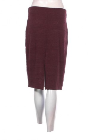 Пола Yessica, Размер M, Цвят Червен, Цена 11,70 €