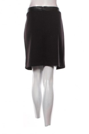 Пола Yessica, Размер XL, Цвят Черен, Цена 10,00 €