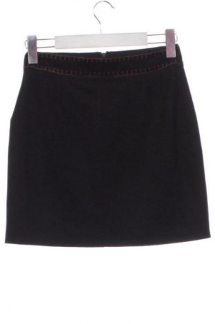 Пола Zara, Размер XS, Цвят Черен, Цена 10,00 €