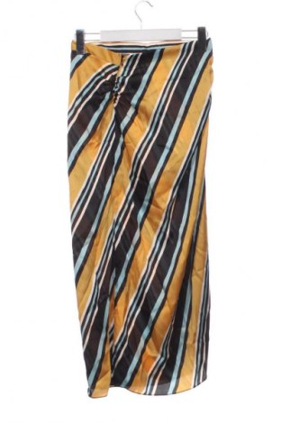 Пола Zara, Размер XS, Цвят Многоцветен, Цена 11,69 €