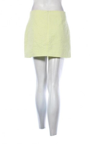 Пола Zara, Размер L, Цвят Многоцветен, Цена 10,00 €