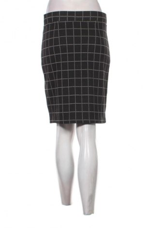 Пола Zero, Размер M, Цвят Многоцветен, Цена 5,11 €