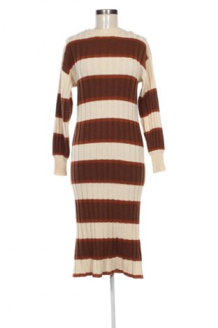 Рокля ASOS, Размер M, Цвят Многоцветен, Цена 24,55 €