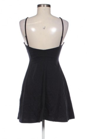 Šaty  ASOS, Velikost S, Barva Černá, Cena  709,00 Kč