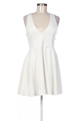 Ruha ASOS, Méret M, Szín Fehér, Ár 5 977 Ft