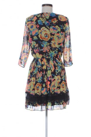 Kleid ASOS, Größe M, Farbe Mehrfarbig, Preis € 25,00