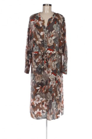 Рокля Alba Moda, Размер XL, Цвят Многоцветен, Цена 55,00 €