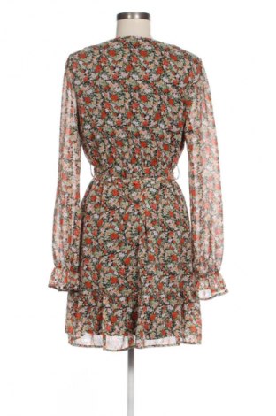 Рокля Amisu, Размер M, Цвят Многоцветен, Цена 19,95 €