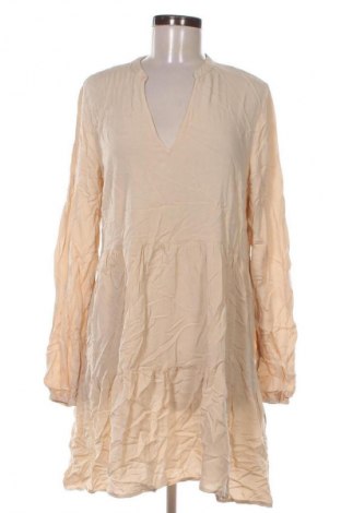 Рокля Amisu, Размер M, Цвят Екрю, Цена 6,13 €