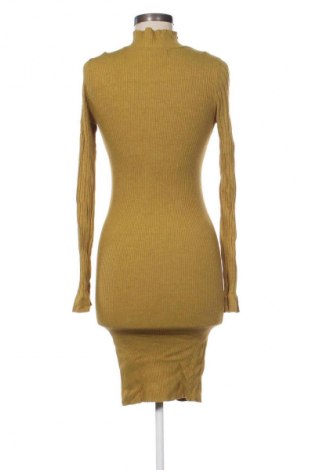 Sukienka Amisu, Rozmiar S, Kolor Zielony, Cena 44,99 zł