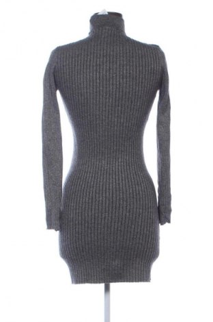 Рокля Amisu, Размер M, Цвят Сив, Цена 20,00 €