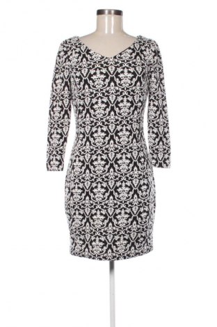 Рокля Armani Jeans, Размер L, Цвят Многоцветен, Цена 120,00 €