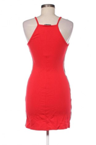 Sukienka Bershka, Rozmiar S, Kolor Czerwony, Cena 200,43 zł