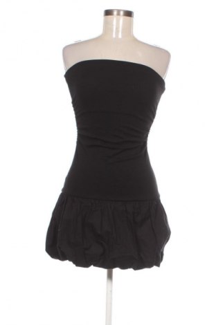 Sukienka Bershka, Rozmiar S, Kolor Czarny, Cena 75,99 zł