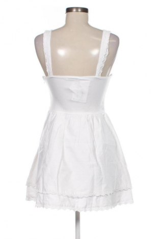 Рокля Bershka, Размер S, Цвят Бял, Цена 26,07 €
