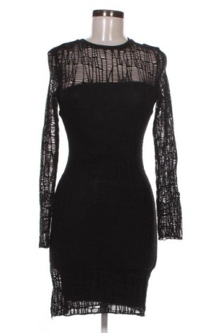 Рокля Bershka, Размер XS, Цвят Черен, Цена 11,75 €