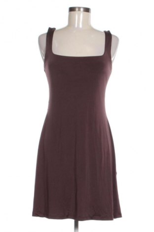 Рокля Bershka, Размер L, Цвят Кафяв, Цена 32,21 €