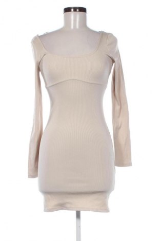 Sukienka Bershka, Rozmiar M, Kolor Beżowy, Cena 107,17 zł