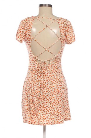 Рокля Bershka, Размер M, Цвят Многоцветен, Цена 8,18 €