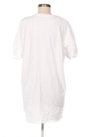 Ruha Bershka, Méret M, Szín Fehér, Ár 4 309 Ft