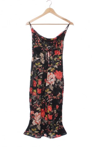 Ruha Boohoo, Méret M, Szín Sokszínű, Ár 8 264 Ft