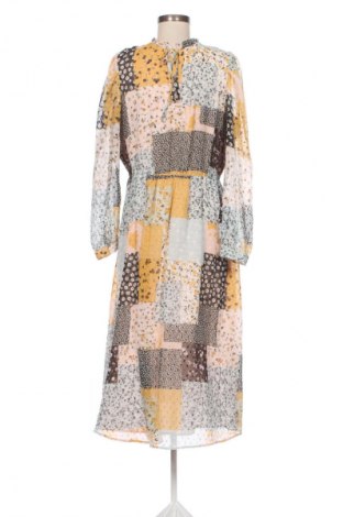Рокля C&A, Размер M, Цвят Многоцветен, Цена 12,78 €