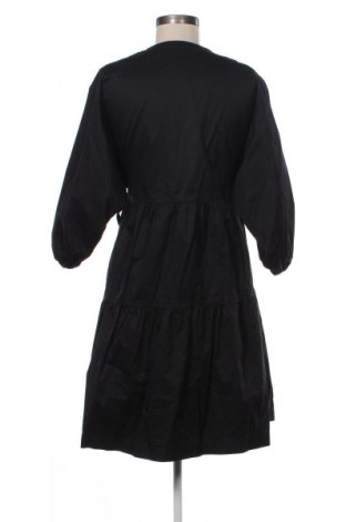 Рокля COS, Размер M, Цвят Черен, Цена 42,00 €