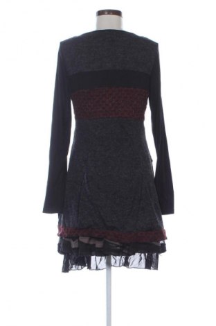 Рокля C'fait Pour Vous, Размер M, Цвят Многоцветен, Цена 25,00 €