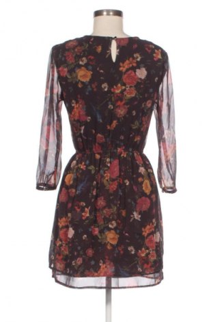 Sukienka Clockhouse, Rozmiar M, Kolor Kolorowy, Cena 42,99 zł