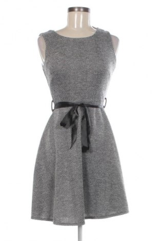 Kleid Colloseum, Größe S, Farbe Mehrfarbig, Preis 4,99 €