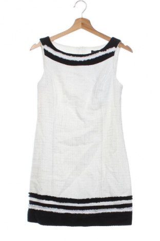 Рокля Compagnia Italiana, Размер M, Цвят Бял, Цена 96,00 €