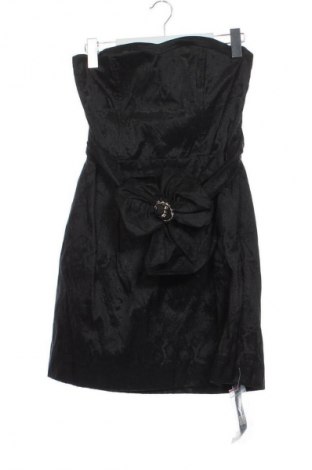 Ruha DF, Méret M, Szín Fekete, Ár 15 898 Ft