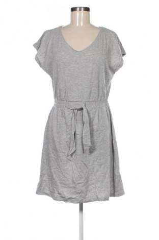 Рокля Edc By Esprit, Размер M, Цвят Сив, Цена 7,66 €