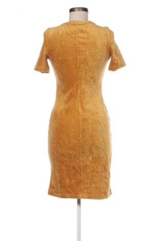 Рокля Edc By Esprit, Размер S, Цвят Жълт, Цена 25,00 €