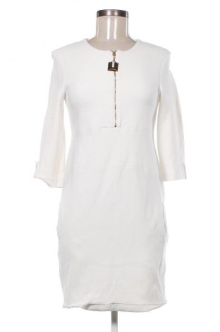 Рокля Elisabetta Franchi, Размер M, Цвят Бял, Цена 112,41 €
