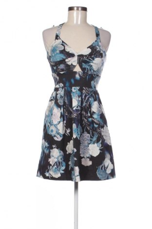 Рокля Elizabeth, Размер M, Цвят Многоцветен, Цена 29,84 €