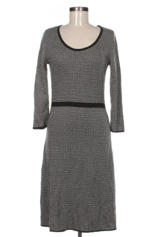 Рокля Esprit, Размер M, Цвят Многоцветен, Цена 11,24 €