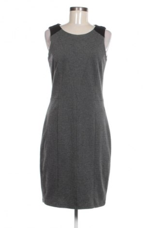 Рокля Esprit, Размер M, Цвят Многоцветен, Цена 25,00 €